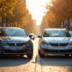 Peugeot 308 ancienne et nouvelle côte à côte en ville